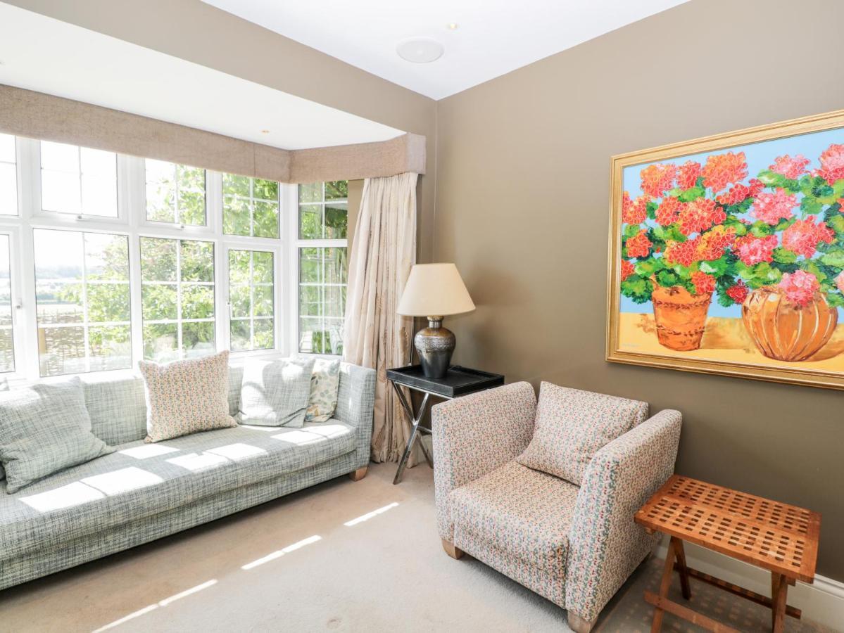 Gardeners Cottage ハンガーフォード エクステリア 写真